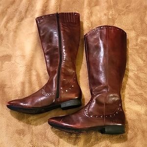 Born boots